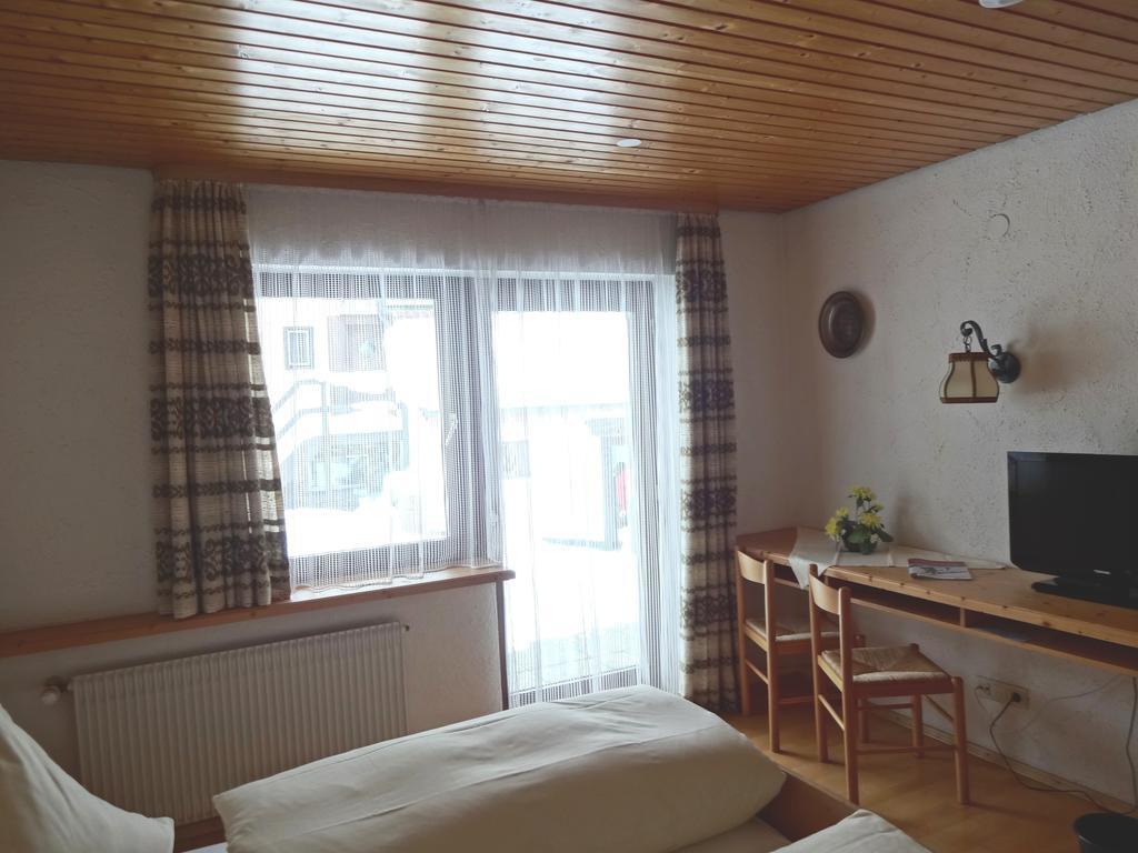 ホテル Hochschwarzwald-Hof シュルッフゼー エクステリア 写真